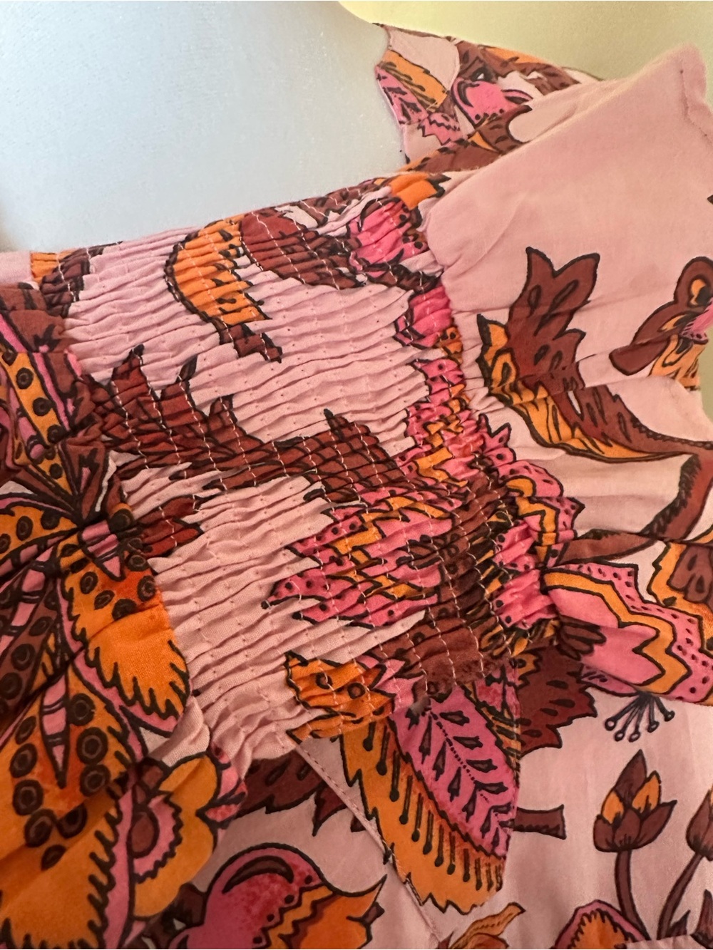 Tuckernuck NWT Pink Paisley Sunset Chintz Kenzo Dress Sz S Babydoll Smocked Cuff - Picture 5 of 10